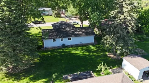 318 Westbourne Road Waterloo IA 50701