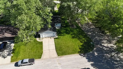318 Westbourne Road Waterloo IA 50701