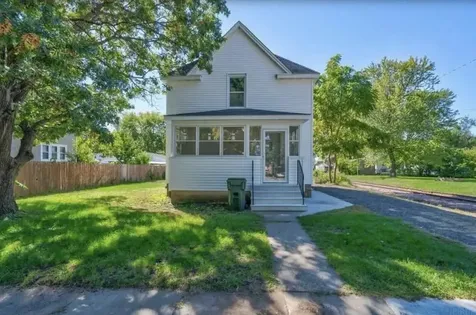 817 Dawson Street Waterloo IA 50703
