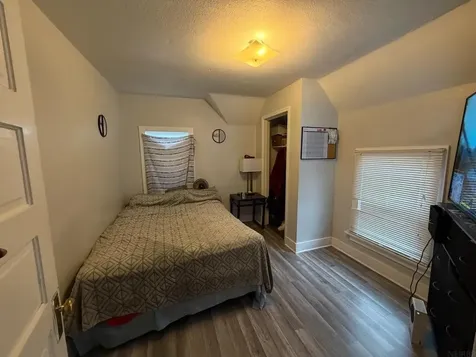 817 Dawson Street Waterloo IA 50703