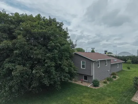 1509 Cantebury Circle Grundy Center IA 50638