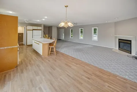 1509 Cantebury Circle Grundy Center IA 50638