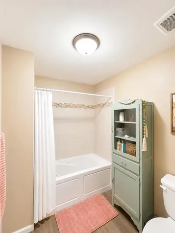 713 Spruce Drive Independence IA 50644