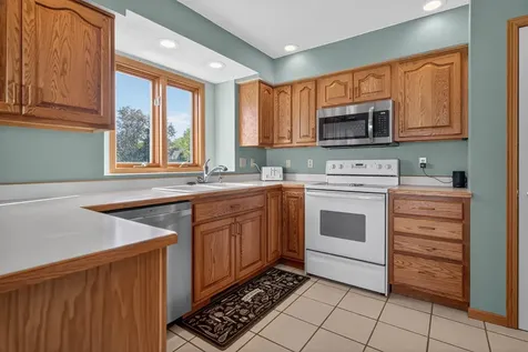 4703 Pizarro Court Cedar Falls IA 50613