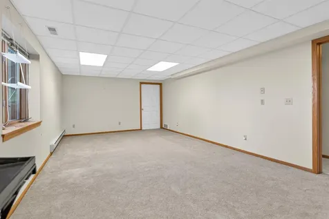 4703 Pizarro Court Cedar Falls IA 50613