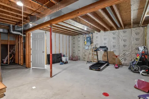 4703 Pizarro Court Cedar Falls IA 50613