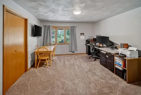7137 Soppe Farms Road Waterloo IA 50702