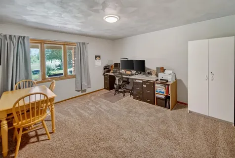 7137 Soppe Farms Road Waterloo IA 50702