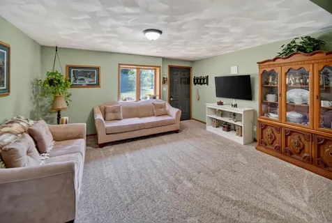 7137 Soppe Farms Road Waterloo IA 50702