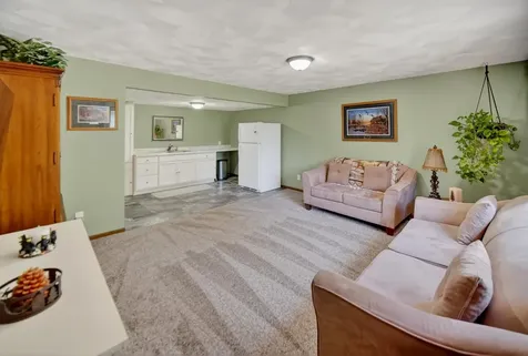 7137 Soppe Farms Road Waterloo IA 50702