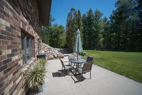 7137 Soppe Farms Road Waterloo IA 50702