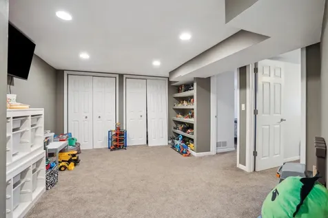 1304 N 5th Street Manchester IA 52057