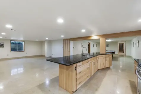 1011 W 1st Street Sumner IA 50674