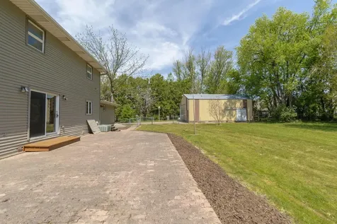 1011 W 1st Street Sumner IA 50674