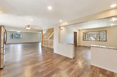 1011 W 1st Street Sumner IA 50674