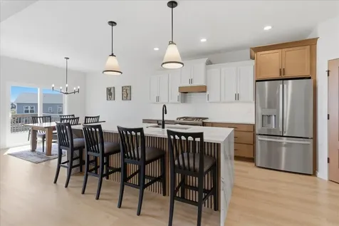 121 Goldcrest Court Waterloo IA 50701