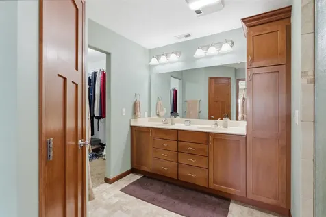 24120 M Avenue Grundy Center IA 50638