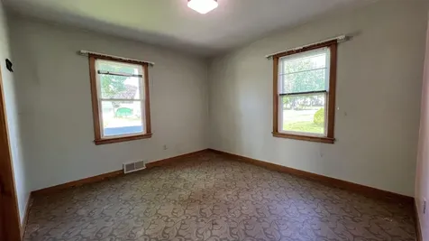 306 S Locust Avenue New Hampton IA 50659