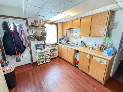 920 W 2nd Street Cedar Falls IA 50613