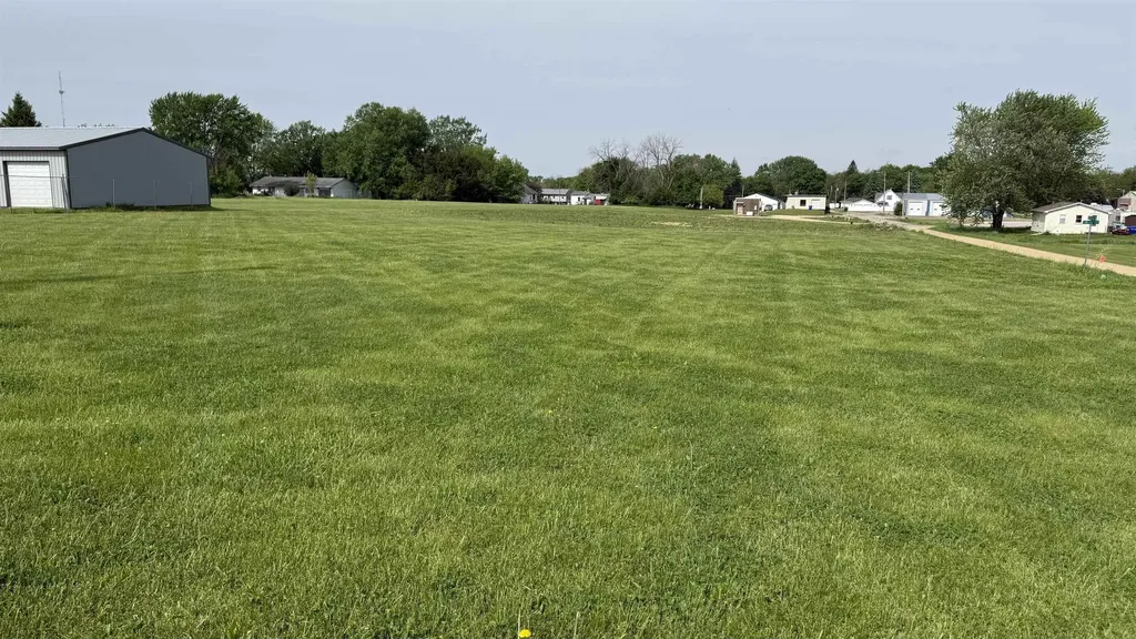 1102 1st Avenue SE Oelwein IA 50662