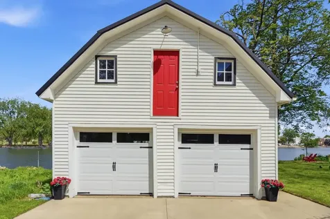 308 NW 4th Avenue Independence IA 50644