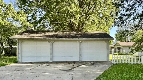 500 S Johnson Street Charles City IA 50616