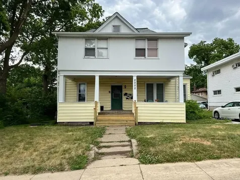 2222 Walnut Street Cedar Falls IA 50613