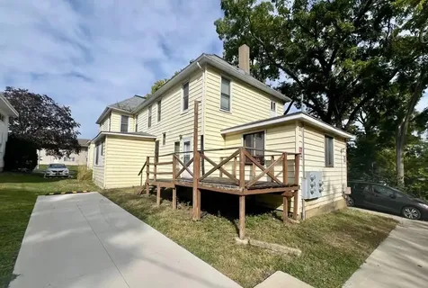 2222 Walnut Street Cedar Falls IA 50613