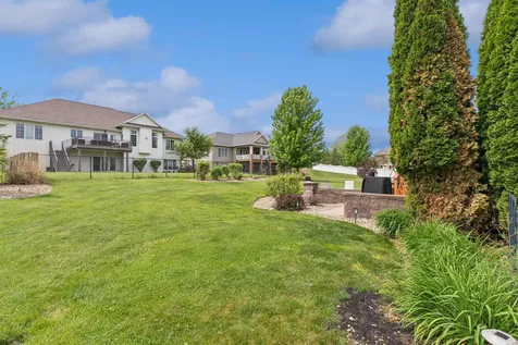 2709 Falcon Lane Cedar Falls IA 50613