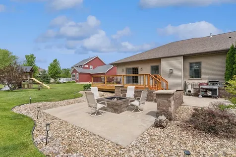 2709 Falcon Lane Cedar Falls IA 50613