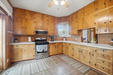 32195 234th Street Eldora IA 50627