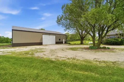 32195 234th Street Eldora IA 50627