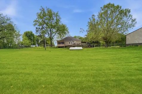 32195 234th Street Eldora IA 50627