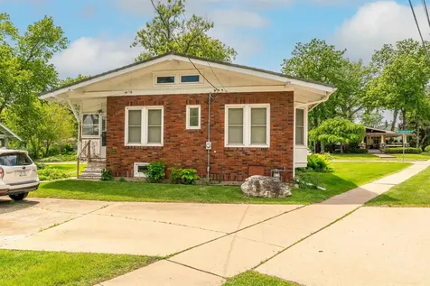 2114 California Street Cedar Falls IA 50613