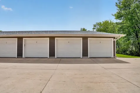4710 Chadwick Road Cedar Falls IA 50613
