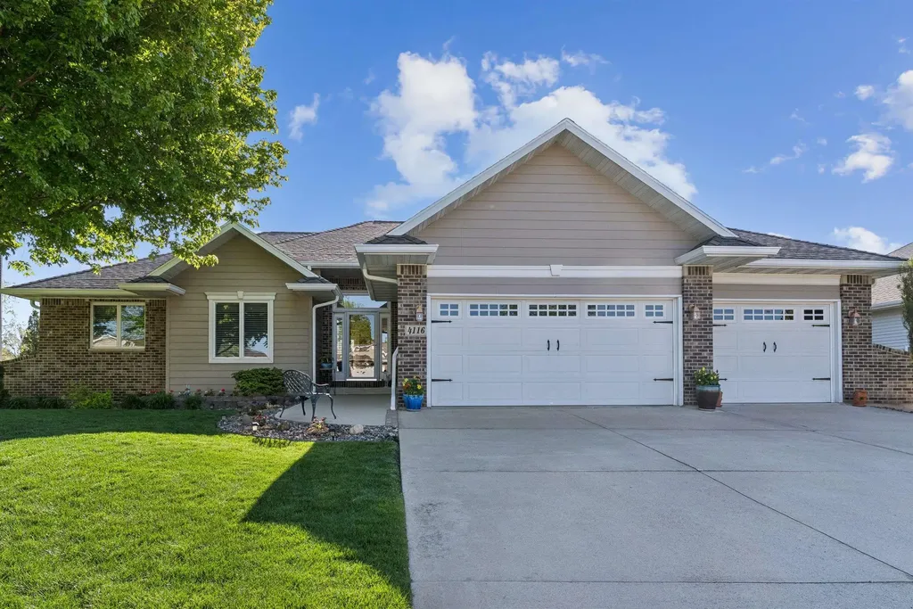 4116 Maryhill Drive Cedar Falls IA 50613