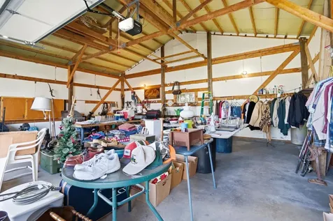 2082 Jamestown Avenue Independence IA 50644