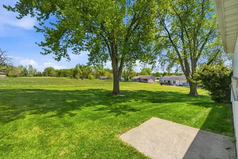 2082 Jamestown Avenue Independence IA 50644