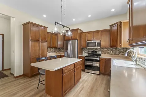 1502 Quail Ridge Road Cedar Falls IA 50613