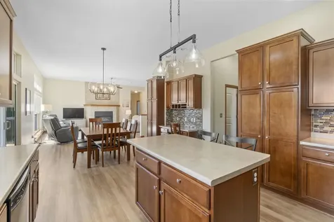 1502 Quail Ridge Road Cedar Falls IA 50613