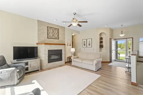 1502 Quail Ridge Road Cedar Falls IA 50613