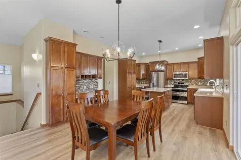 1502 Quail Ridge Road Cedar Falls IA 50613