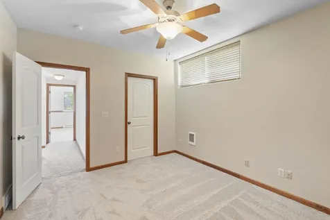 1502 Quail Ridge Road Cedar Falls IA 50613