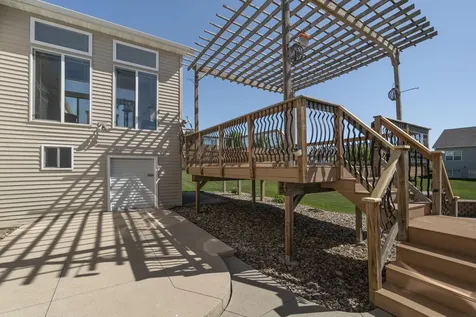 1502 Quail Ridge Road Cedar Falls IA 50613