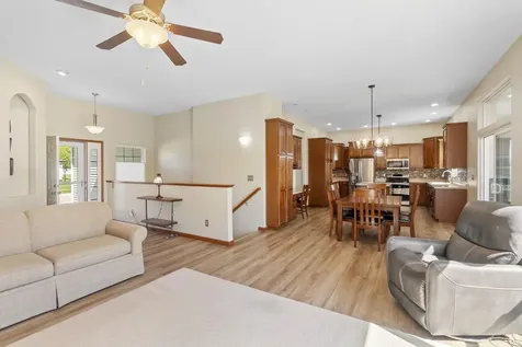 1502 Quail Ridge Road Cedar Falls IA 50613
