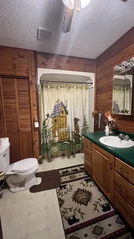 2496 239th Street New Hampton IA 50659