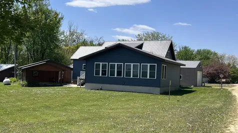 2496 239th Street New Hampton IA 50659