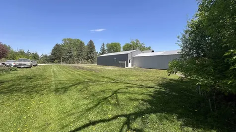 2496 239th Street New Hampton IA 50659