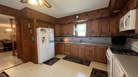 2496 239th Street New Hampton IA 50659