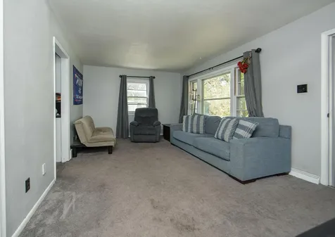 1919 Cypress Avenue Cedar Falls IA 50613